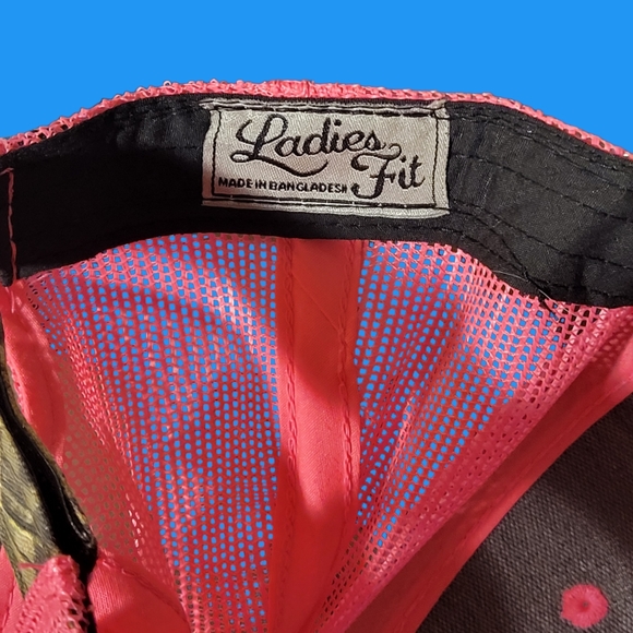 Woman's Adjustable Baseball Cap - Peterbilt - Picture 7 of 7